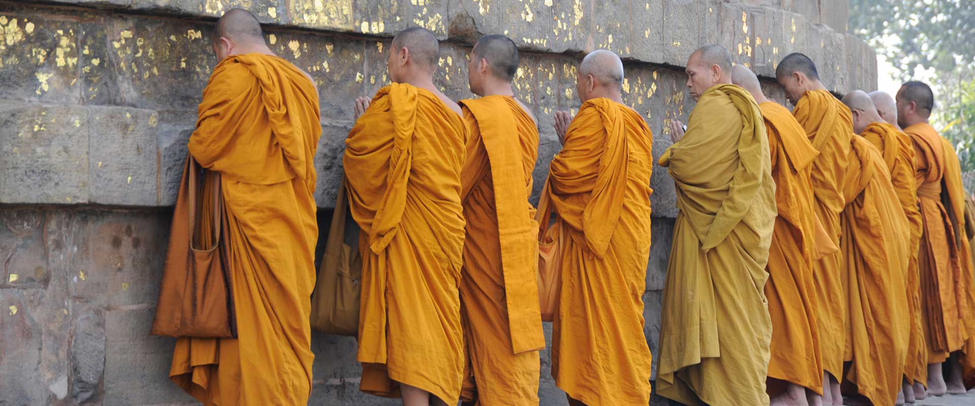 BUDDHIST PILGRIMAGE TOUR (ARR. VAR – DEP. VAR)