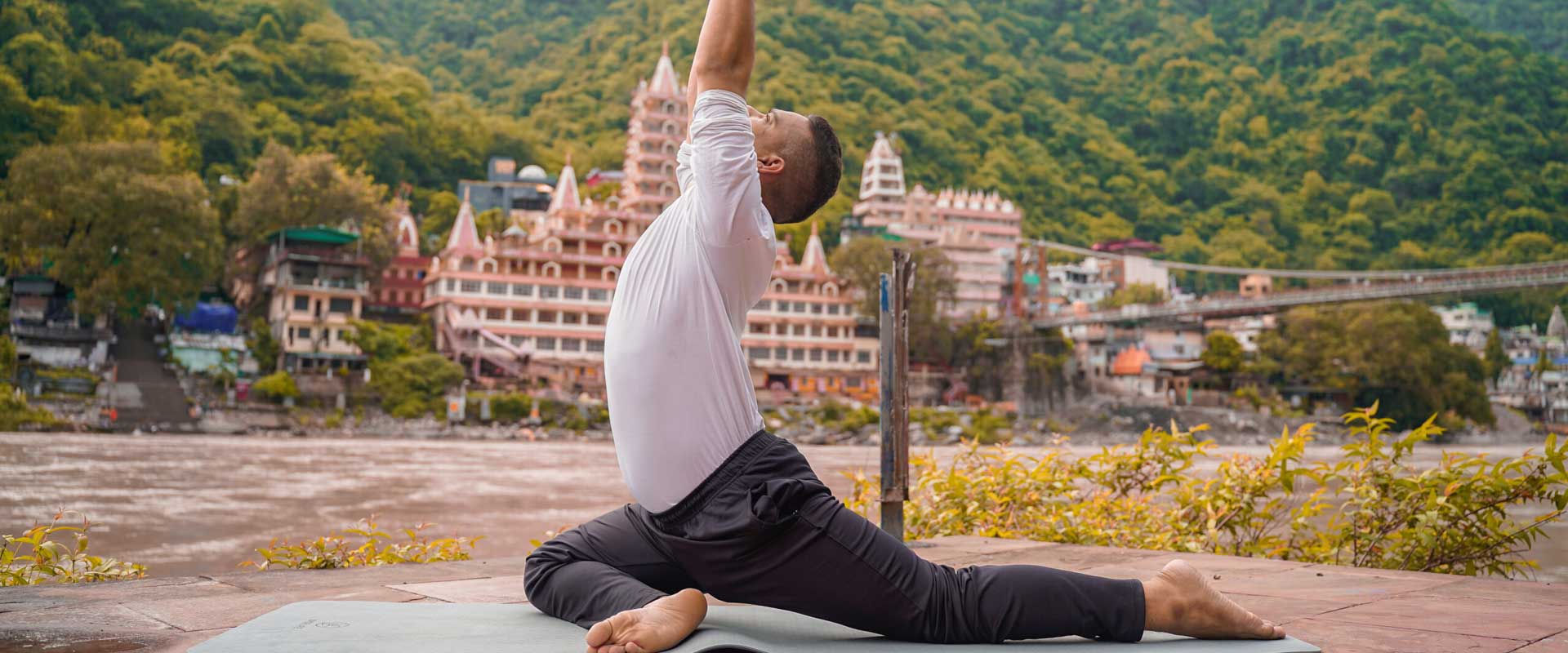 MEDITATION & YOGA RISHIKESH 